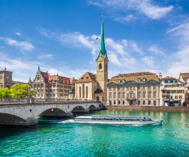 fraumunster-church-in-zurich تور 12 روزه سوئیس – اسپانیا